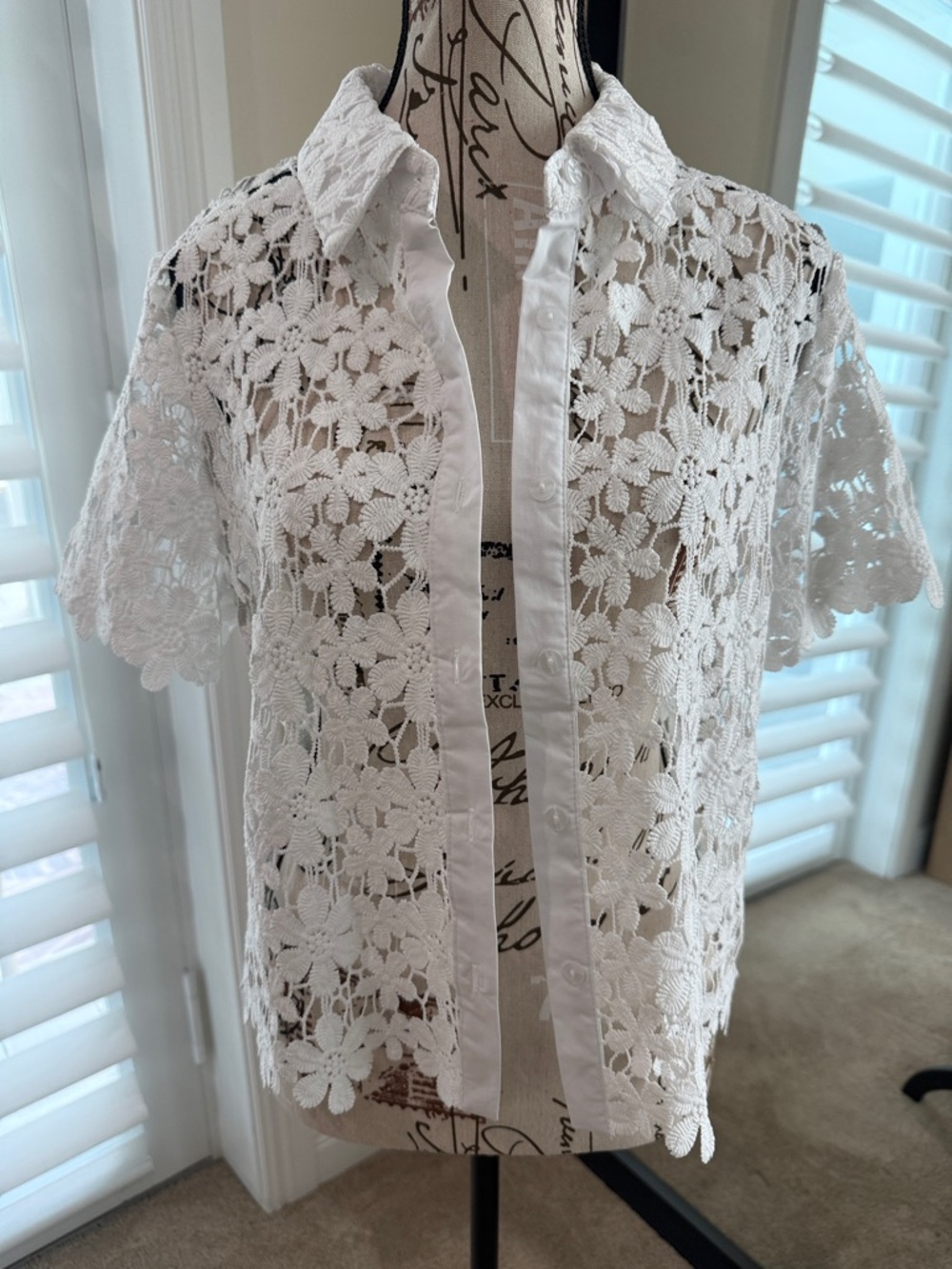 Ultra Pink White Floral Crochet Top